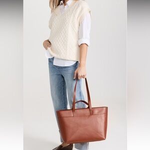 SALE!! NEW Madewell Zip Top Essential Tote in Warm Cinnamon. SOLD OUT ONLINE!